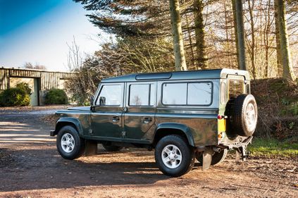 Picture of 2004 DEFENDER 110 COUNTY SW Td5 9 SEATER *1 OWNER-85,000 MILES * - For Sale