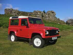1993 Land Rover Defender 90 County Station Wagon For Sale (picture 1 of 12)