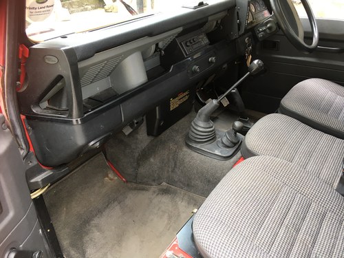 1993 Land Rover Defender - 8