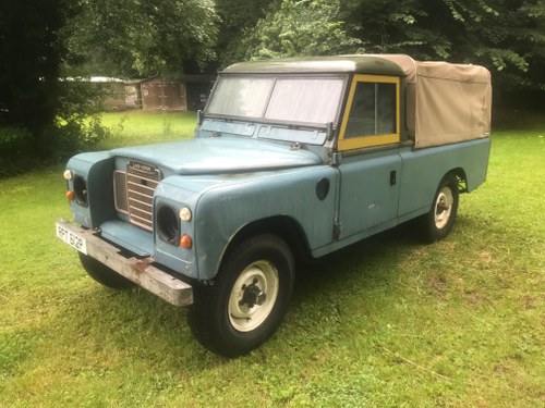 Land Rover Series 3 III 1976 109" 2.6 LWB Pickup, 6 cylinder For Sale