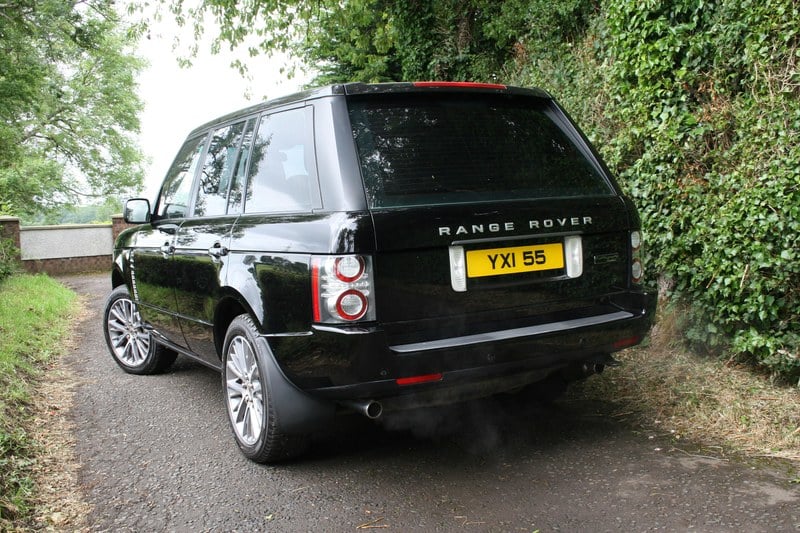 2010 Land Rover Range Rover - 4