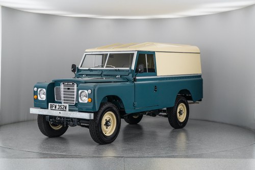 1980 Land rover defender 109 series iii lhd by overfinch works In vendita