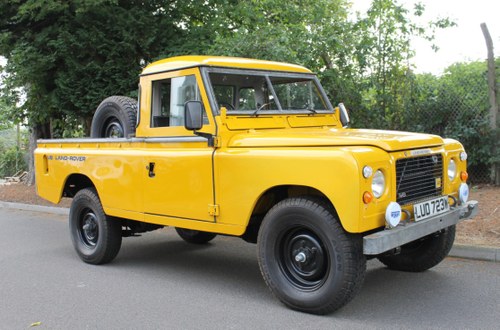 1981 Land Rover series3 Stage1 V8, fully restored original colour For Sale