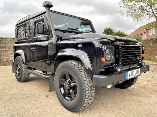 lovely 2013 Defender 90 2.2TDCi XS Station Wagon 34000m SOLD