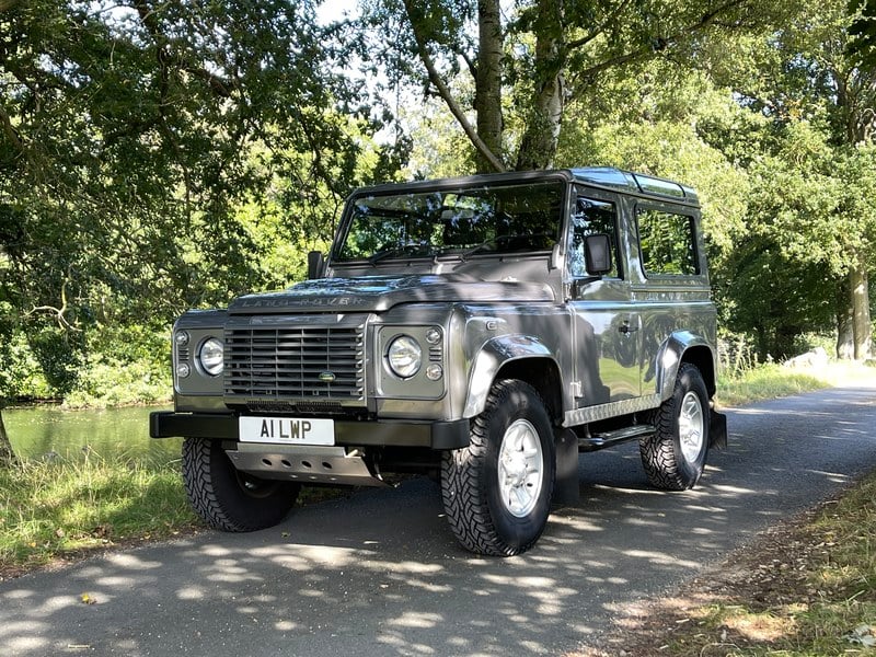 2007 Land Rover Defender - 2 2007 Land Rover Defender - 2