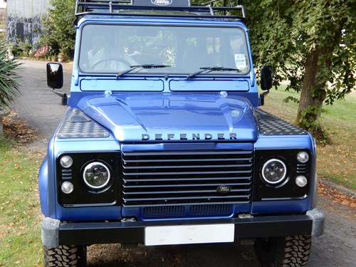 2002 LAND ROVER DEFENDER 90 FACTORY COUNTY STATION WAGON RESTORED For Sale