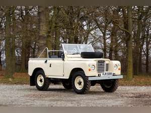 1981 Land Rover Series III RHD For Sale (picture 1 of 12)