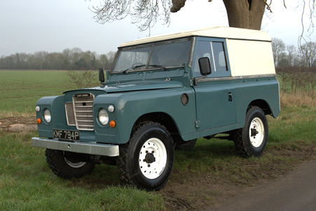 1975 Land Rover Series 3 300di marine blue For Sale