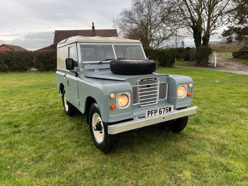 Land Rover® Series 3 *7 Seater* (PFP) RESERVED