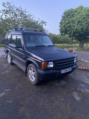 1999 Discovery V8 seven seat LPG with tow bar In vendita