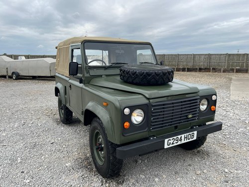 1990 Land Rover® 90 *6 Seater Ragtop* (HOB) RESERVED VENDUTO
