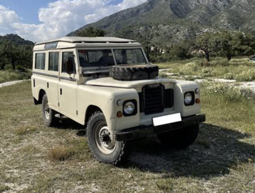1979 Land Rover Defender 110 - Left Hand Drive - Rebuilt engine VERKOCHT