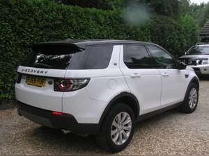 2015 LAND ROVER DISCOVERY SPORT 2.0 TD4 180 SE Tech 5dr Auto For Sale (picture 2 of 8)