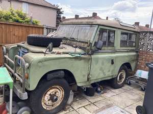 1982 LHD Series 111 Diesel 2.25 SWB Santana. Project For Sale (picture 1 of 12)