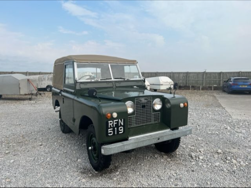 Land Rover Series 2 *Very Early* (RFN) RESERVED