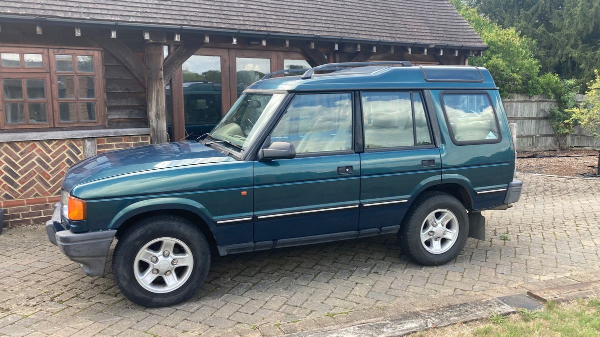 1999 Land Rover Discovery Blue Manual, 5 speed Right Hand Drive in ...