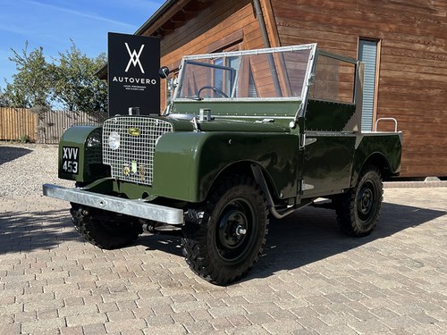 1949 Land Rover Series 1 (lights behind the grill) For Sale