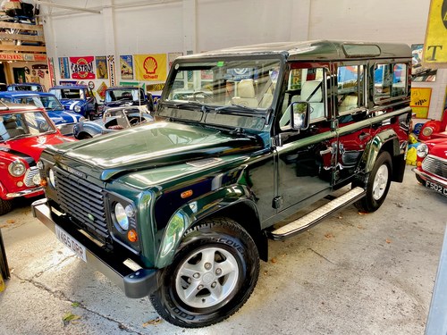 2000 Land Rover Defender 110 2.5 TDI 12 Seat For Sale