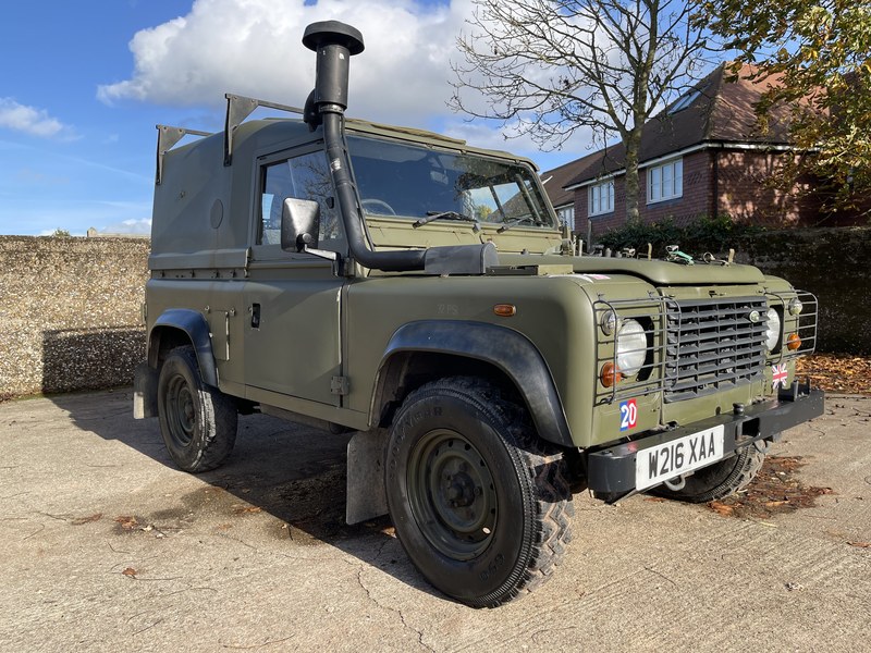 2000 Defender 90 Wolf Remus Winterised / Waterproof