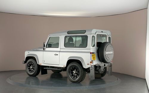 2007 Land Rover Defender (picture 2 of 41)