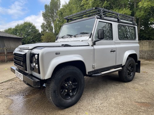 2003 Defender 90 TD5 XS station wagon 6 seat+high spec SOLD