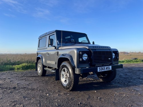 2015 Land Rover Defender - Landmark Special Edition - 1 Owner A vendre