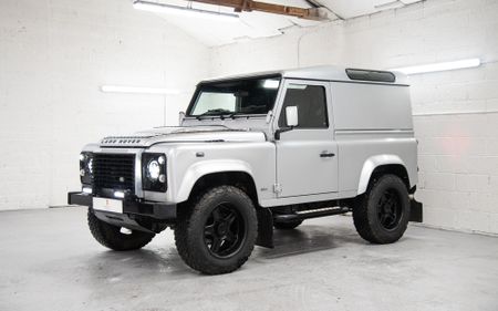 Picture of Land Rover Defender 90 Bowler-Twisted HT