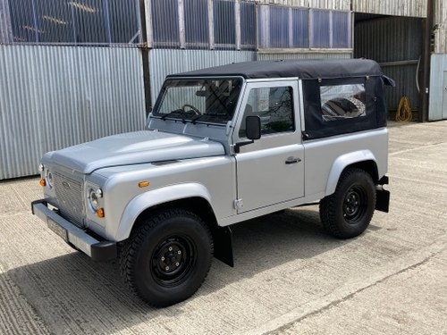 2010 Defender 90 **2 owners**Convertible**great service history** For Sale