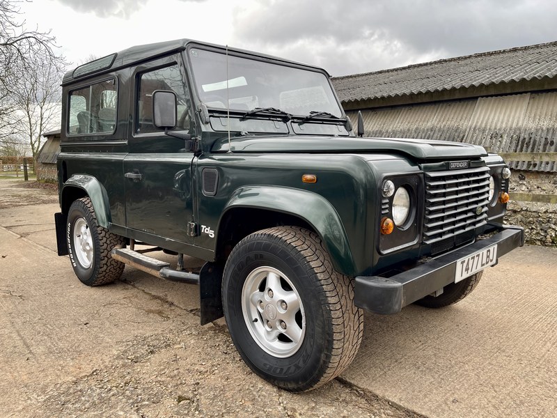 99/T Defender 90 TD5 county station wagon 7 seat+12M MOT