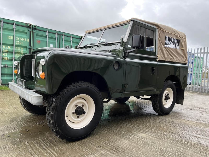 Land Rover series 3 **Deposit taken**
