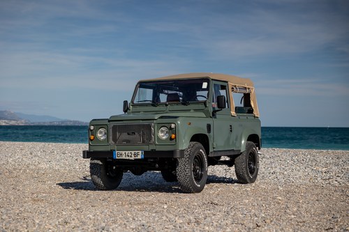 1991 LAND ROVER DEFENDER (Free USA Delivery & Escrow Avail) SOLD