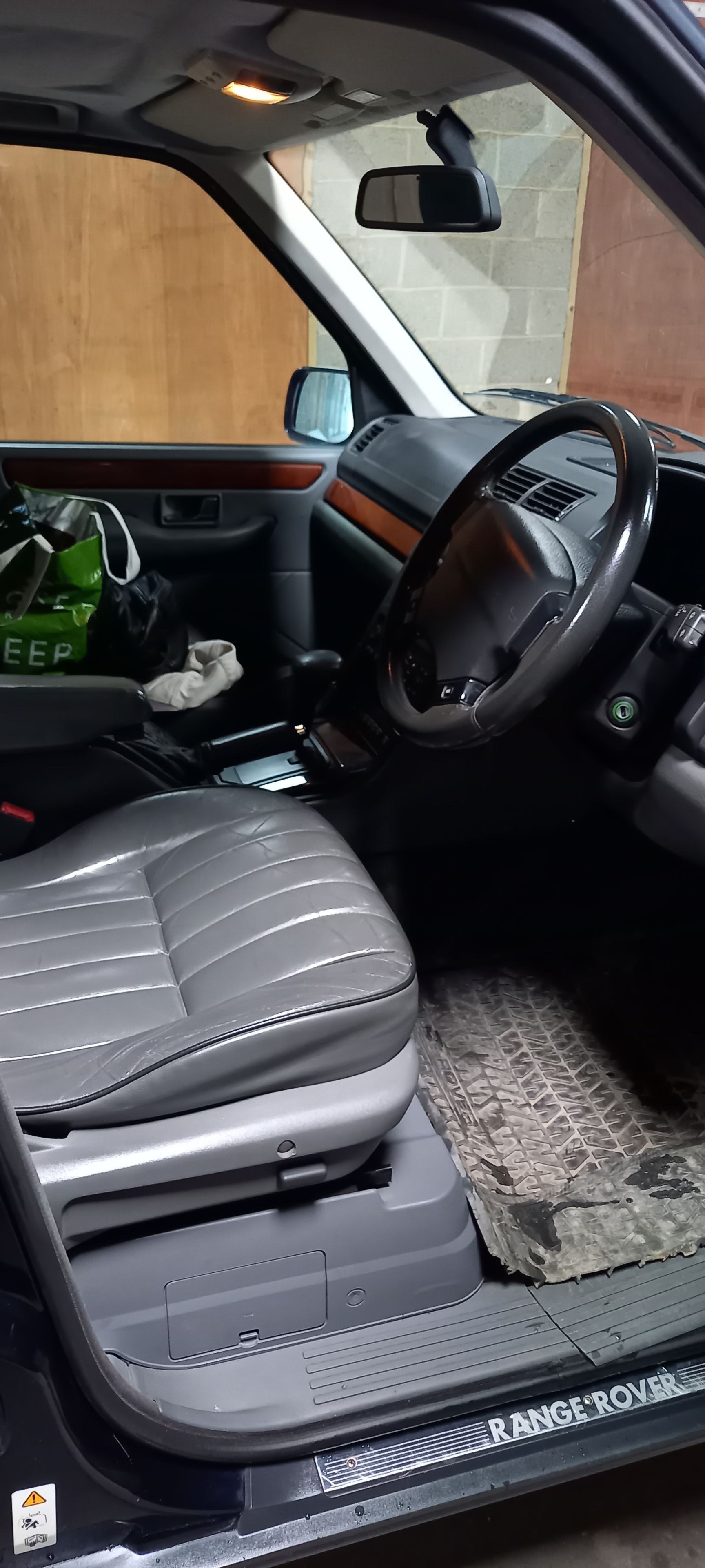 1998 2000 Land Rover Range Rover SE For Sale