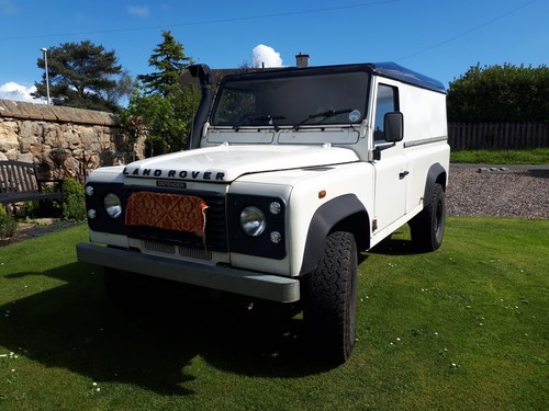 2003 Land Rover Defender 110 Td5