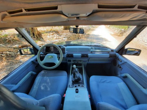 1992 Land Rover Discovery - 3