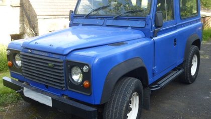 Very early Landrover 90 6 seat station wagon Pre Defender