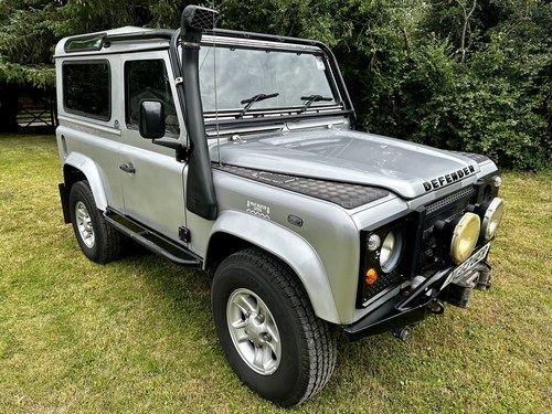 2003 03/53 Defender 90 TD5 County+massive spec inc automatic VERKAUFT