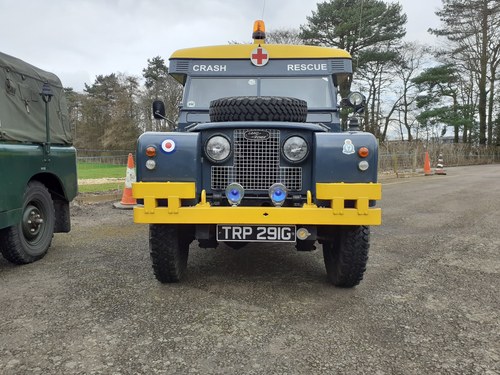 1969 Land Rover Series 2a