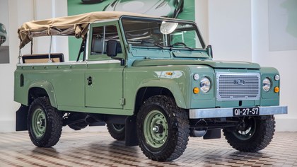 Land Rover One Ten 2.5 TD “Soft Top”