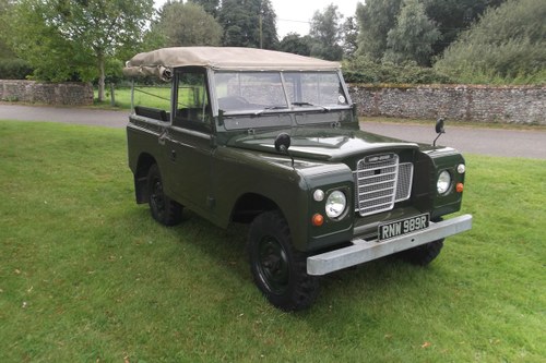 1977 Land Rover 88" - 4 Cyl