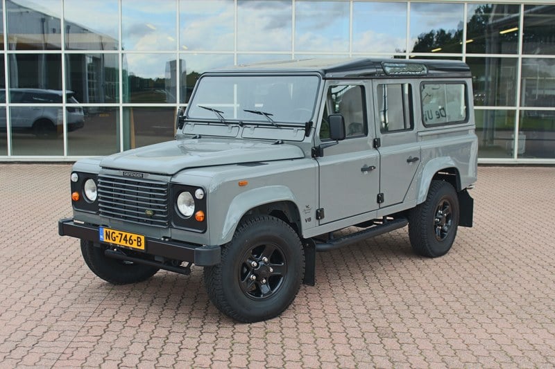 1990 Land Rover Defender - 1 1990 Land Rover Defender - 1