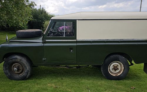 1970 Land Rover series 2A 109 2.25 Petrol (picture 1 of 20)