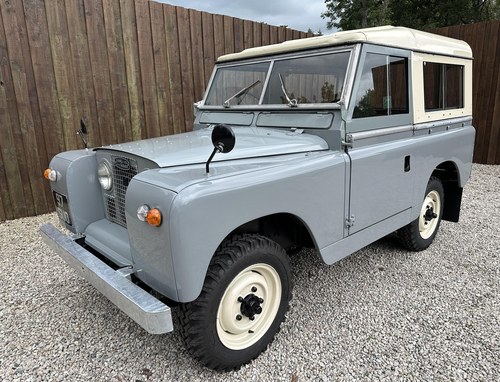 1964 Land Rover Series IIA 88 inch Zu verkaufen durch Auktion