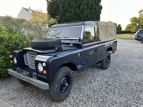 1977 Land Rover Series 3 109 27k miles only Total restoratio