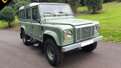 1997 LHD LAND ROVER DEFENDER 300 TDI 110 COUNTY STATION WAGO