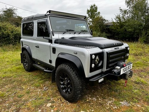 really high spec 2010 Defender 90 TDCi XS Station Wagon SOLD