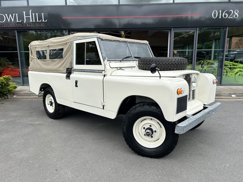 1969 Land Rover Series II | 2 owners from New | Ex NHS For Sale