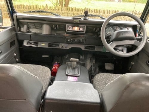 1999 Land Rover Defender - 9