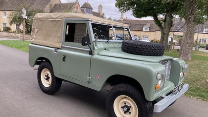 1983 Land Rover 88" - 4 Cyl