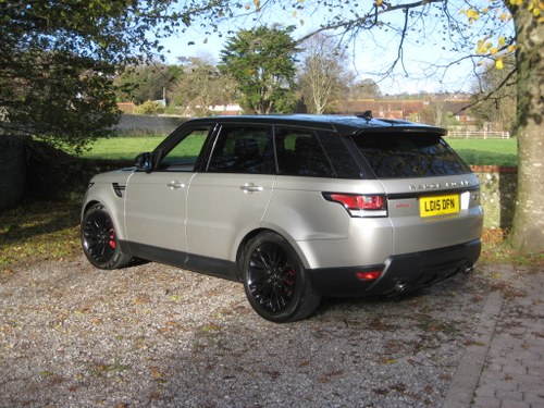 2015 Land Rover Range Rover Sport - 9