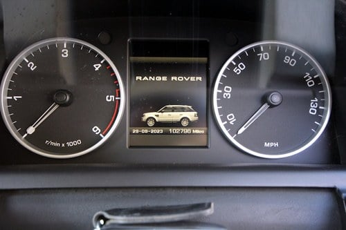 2011 Land Rover Range Rover Sport - 9